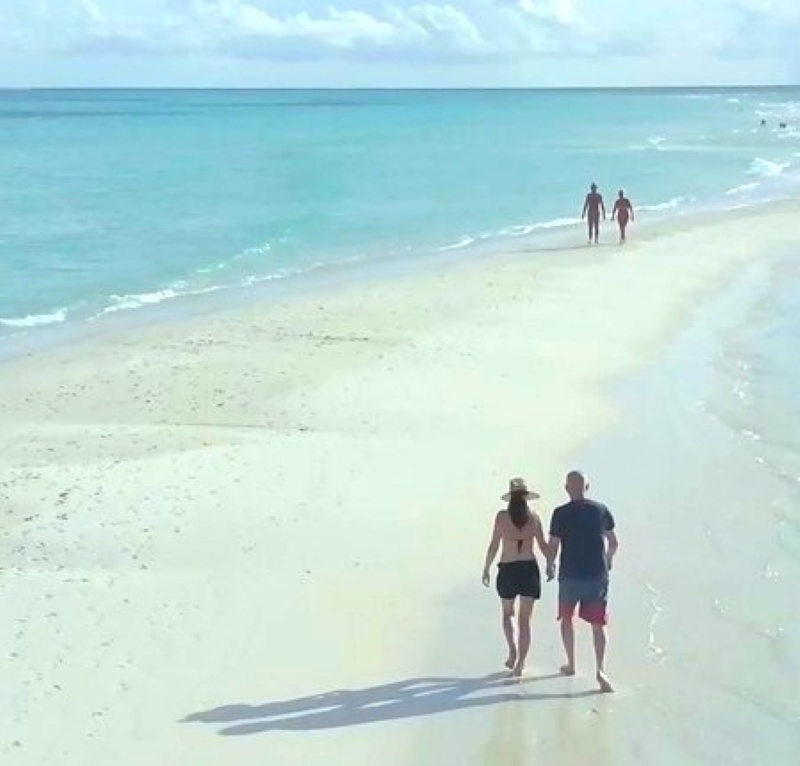 Treadmill vs. Beach Walk: Why Venice, FL Makes Staying Active Easy